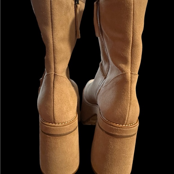 NWOB Free People Montreal Platform Boots (light tan Suede) $298 - Picture 3 of 16